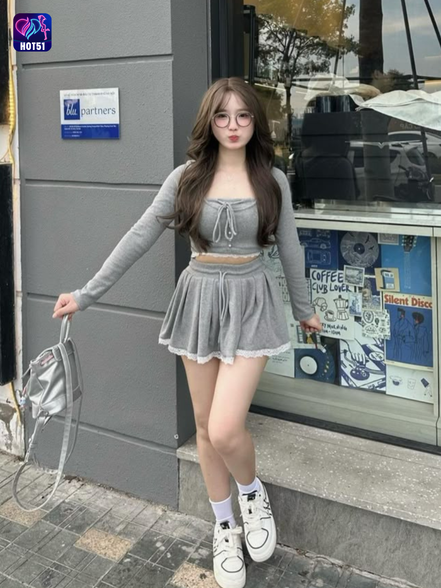 You are currently viewing Hot51 MOD APK Beautiful Stunning Live Streaming in Indonesia & Malaysia