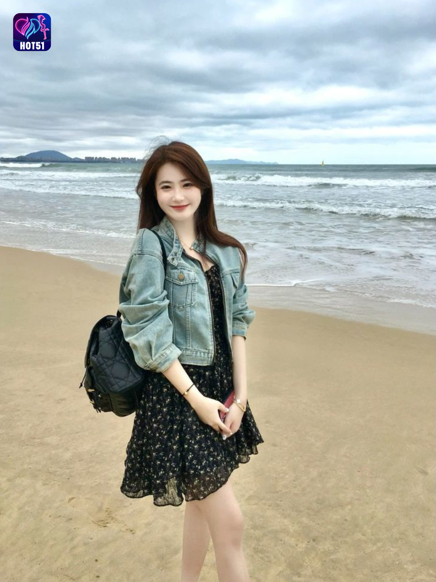 You are currently viewing Hot51 Stunning Beautiful  Indonesia’s Top Girl Live Streams & Chat