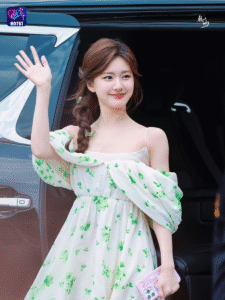 Read more about the article Hot51 Beautiful Stunning Indonesia’s Premier Live Streaming App