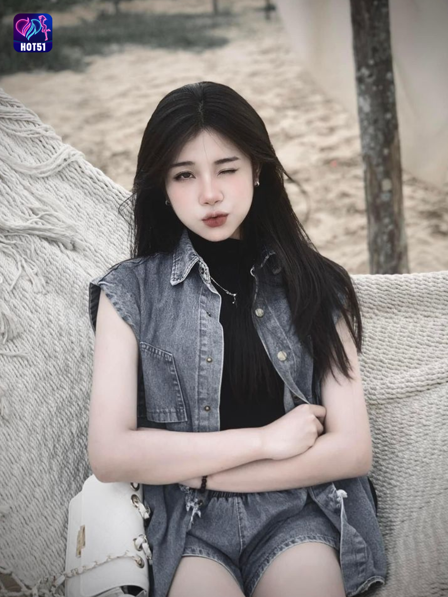 You are currently viewing Hot51 Stunning Beautiful Aplikasi Live Bar Bar Terbaik 2025