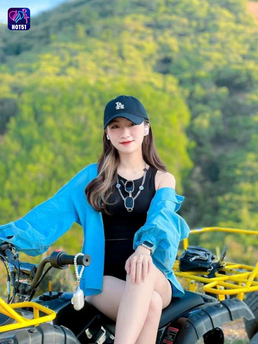 Read more about the article Hottest Girl Beautiful Stunning Live Streams on Hot51