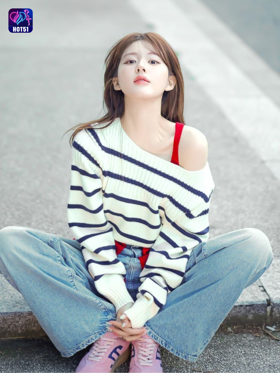 Read more about the article Hot51 Beautiful Stunning Indonesia’s Premier Live Chat App